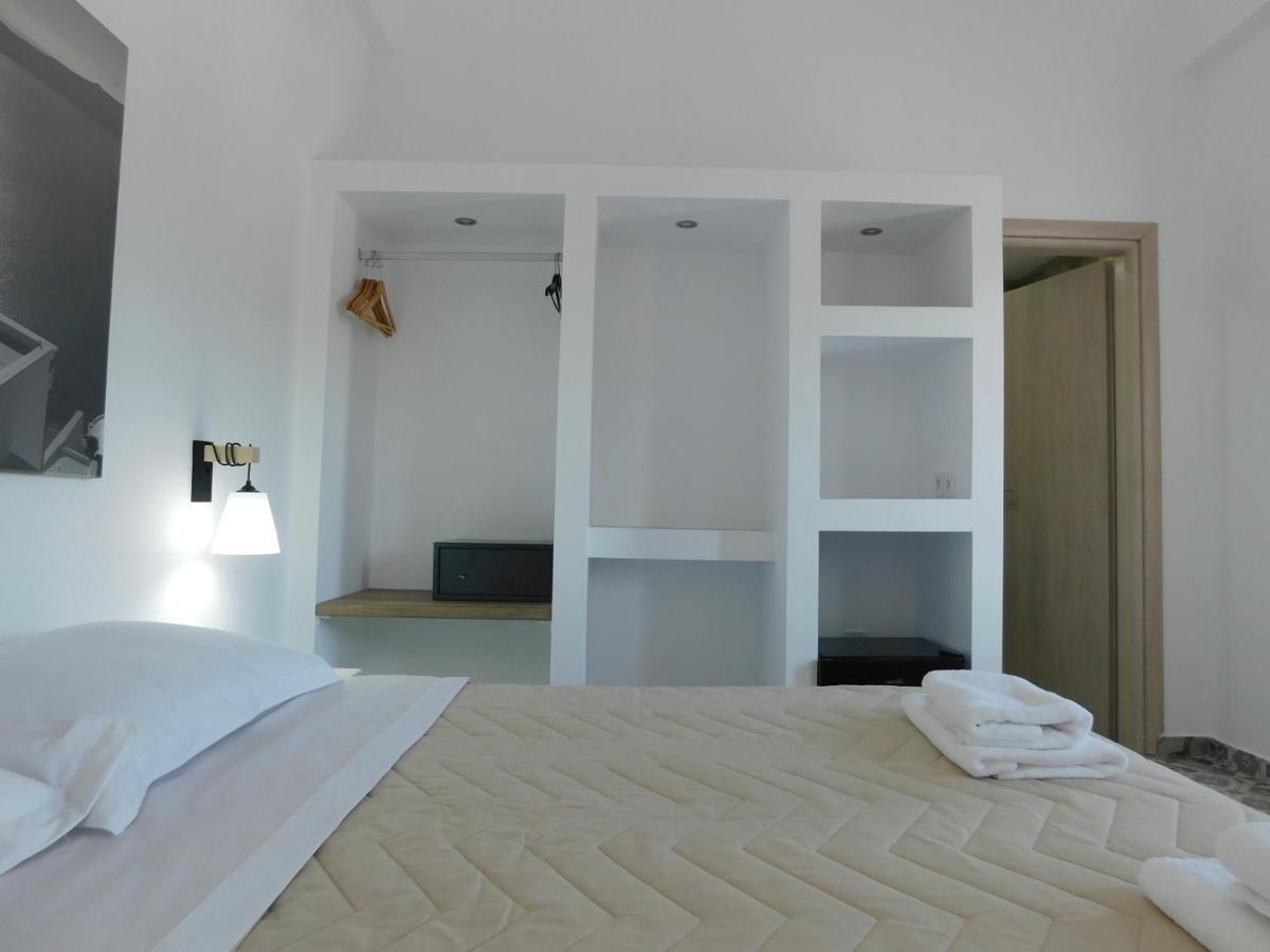 Fira Veronica Rooms 이메로비글리 외부 사진